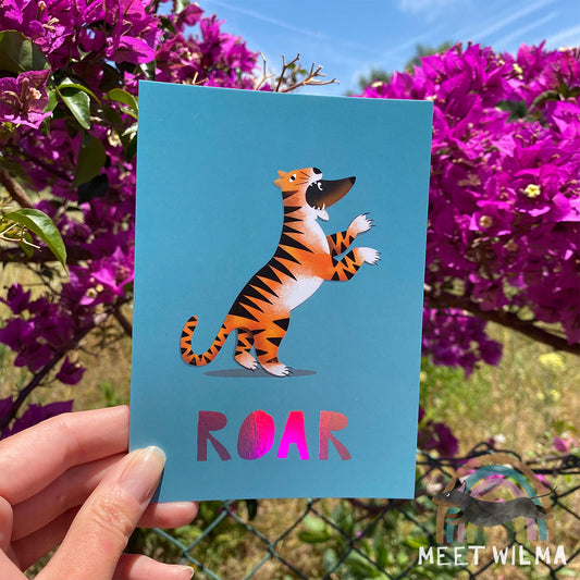 Postcard "ROAR!"